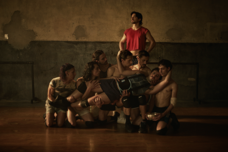 La performance como eje del proceso creativo en “Fiebre” de Paco Gorriz