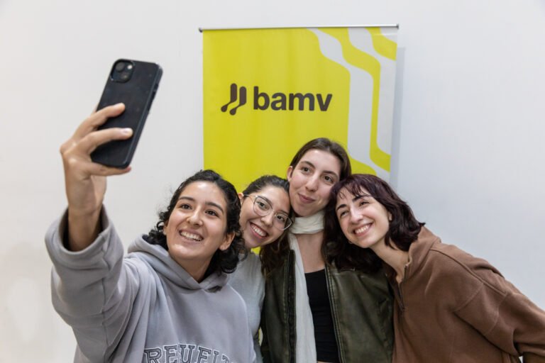 BAMV llevó su ciclo de charlas a universidades y convocó a más de 800 estudiantes