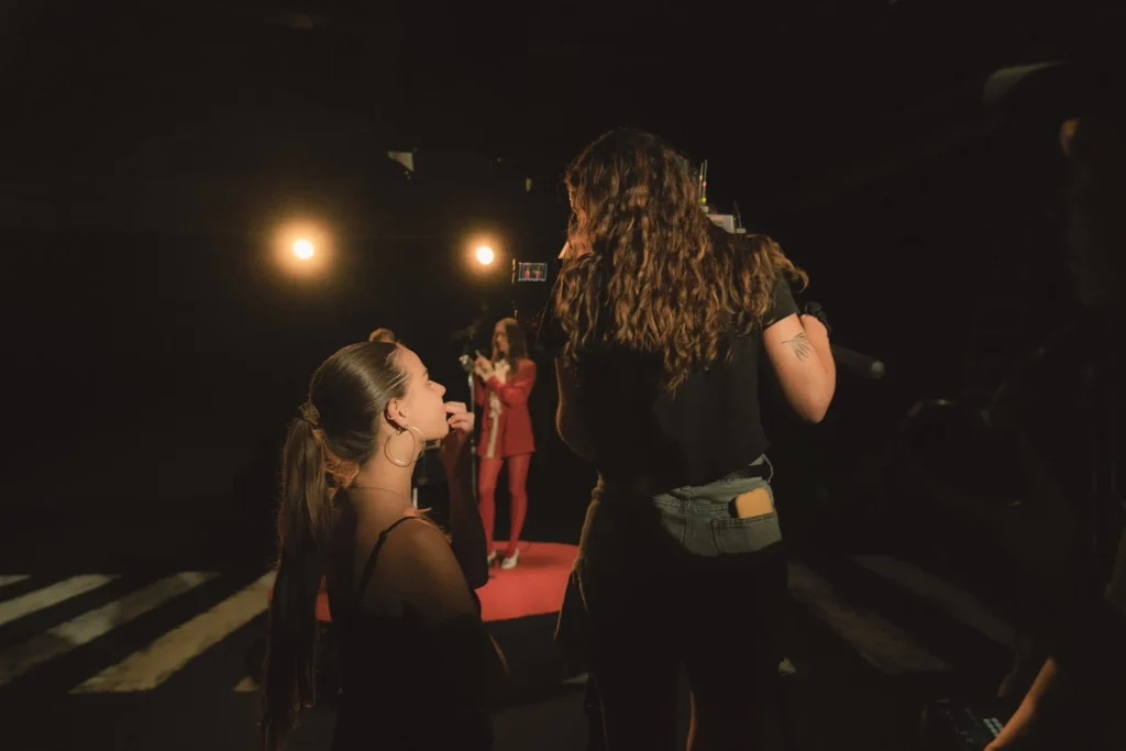 "Fuimos los dos" — Ainda (dir. Candela García Rico) - Frame still del videoclip