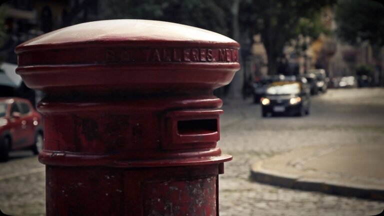 Buzones Rojos, Telefonema